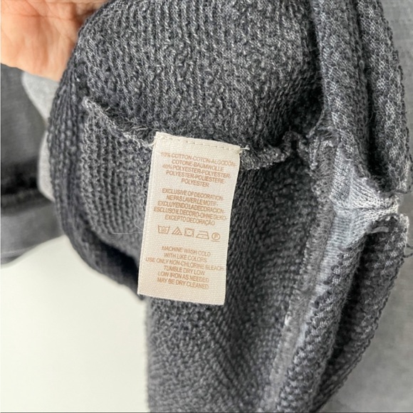 Free People S/P Oversized Raw Edge Sweatshirt Lace trim - Picture 4 of 12